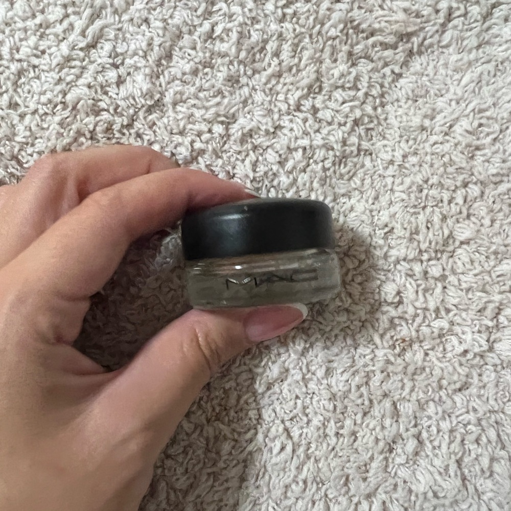 MAC paint pod eyeshadow in soft ocher